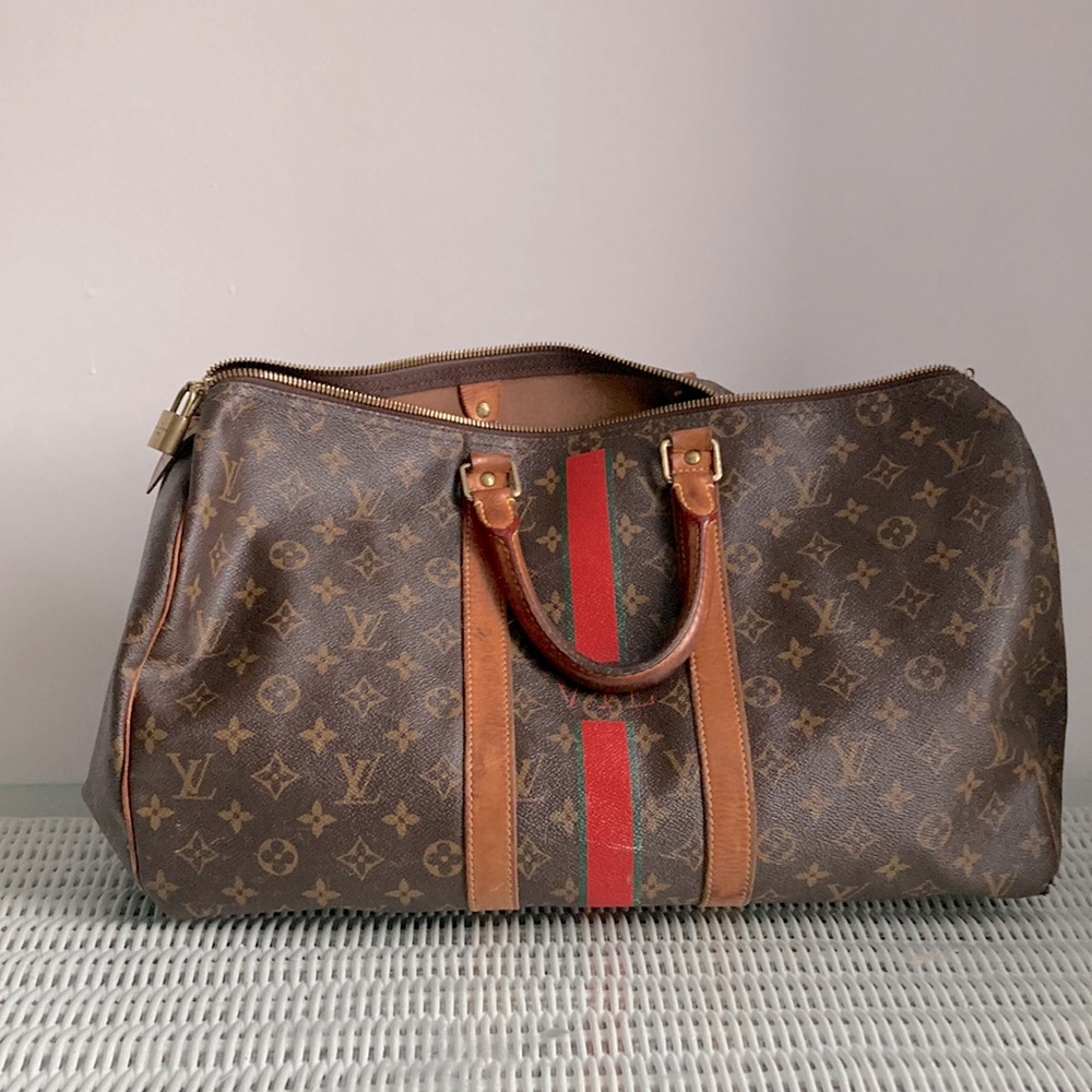 Louis Vuitton monogram. Authentic Brown. UC